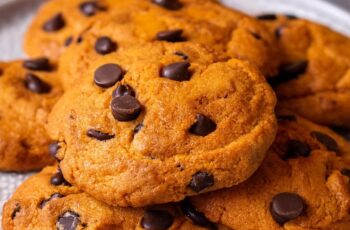 Whenever you’re in the mood for a sweet and seasonal delight, these Pumpkin Cookies with Chocolate Chips offer a soft, chewy texture infused with warm spices and studded with rich chocolate, making them an irresistible autumn treat.