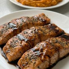 Juicy Salmon with a Sweet Balsamic Glaze