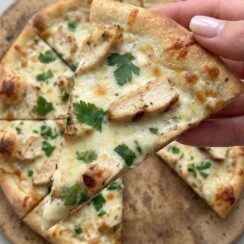 Homemade Chicken Alfredo Pizza – Better Than Takeout