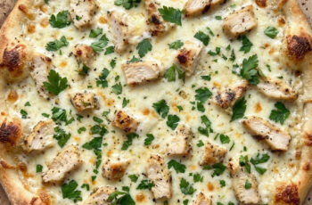 Homemade Chicken Alfredo Pizza – Better Than Takeout