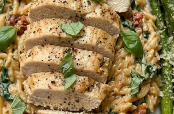Creamy Tuscan Chicken Recipe – Juicy, Flavorful & Delicious