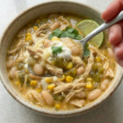 Creamy White Chicken Chili Recipe – Rich, Flavorful & Delicious