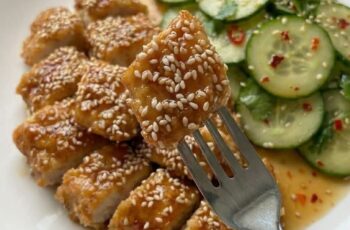 Easy Crispy Sesame Chicken Recipe (Restaurant-Quality!)