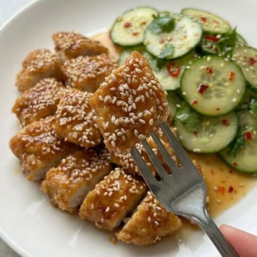 Easy Crispy Sesame Chicken Recipe (Restaurant-Quality!)