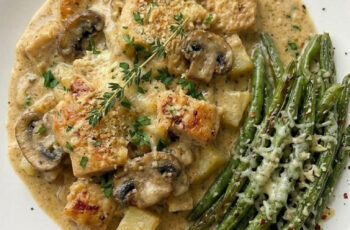 Easy Potato Chicken Mushroom Casserole (One-Dish Dinner!)