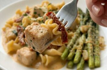 Easy Instant Pot Tuscan Chicken Pasta – One Pot Comfort Dinner