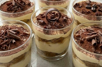 Tiramisu Cups – One Spoon and You’re Hooked