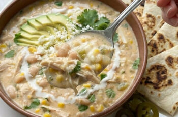 White Chicken Chili – Creamy, Hearty & Delicious