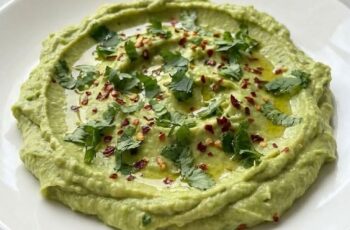 Fresh Avocado Hummus You’ll Want on Everything