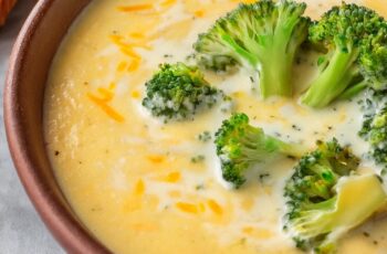 This Broccoli Cheese Soup is a creamy, cheesy delight that’s both comforting and satisfying! Loaded with tender broccoli florets and a rich, velvety cheese sauce, this soup is perfect for chilly days or whenever you crave something warm and cheesy. The combination of sharp cheddar and a hint of garlic creates a depth of flavor that complements the fresh broccoli beautifully. Serve it with crusty bread or a light salad for a complete meal that everyone will love.