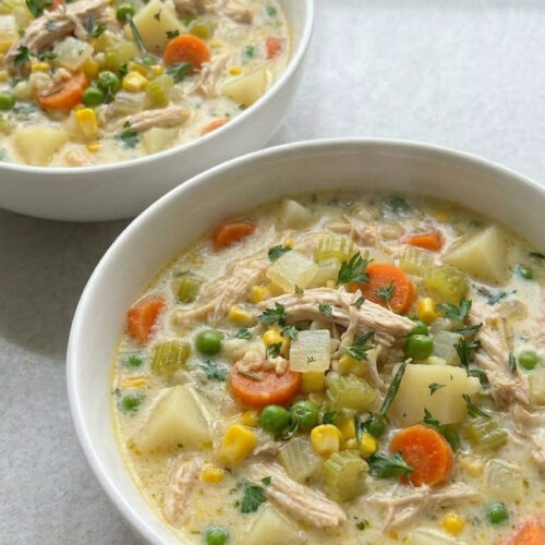 Creamy Chicken Pot Pie Soup Recipe with Simple Ingredients