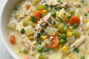 Creamy Chicken Pot Pie Soup Recipe with Simple Ingredients