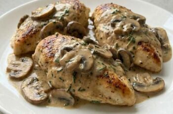 The Kind of Creamy Mushroom Chicken You Make on Repeat