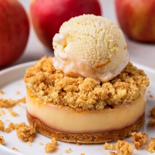 Whether you’re hosting a party, looking for a sweet treat, or craving something creamy and fruity, Mini Apple Cheesecakes are the perfect choice. The combination of creamy cheesecake, tart apples, and a crumbly base makes them a crowd-pleaser that everyone will enjoy.