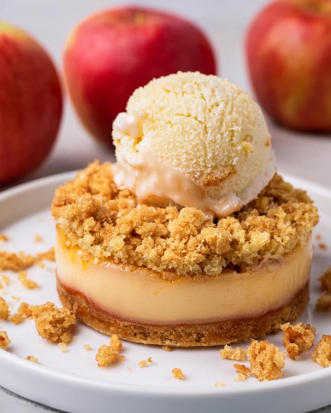 Whether you’re hosting a party, looking for a sweet treat, or craving something creamy and fruity, Mini Apple Cheesecakes are the perfect choice. The combination of creamy cheesecake, tart apples, and a crumbly base makes them a crowd-pleaser that everyone will enjoy.