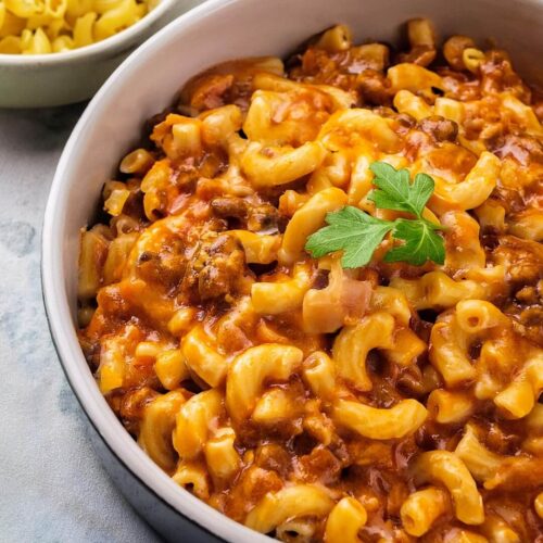 This One Pot Chili Mac combines the heartiness of chili with the comfort of mac and cheese in a single pot, making it a quick, flavorful meal perfect for cozy nights. The tender pasta and melted cheddar make each bite satisfying and delicious.