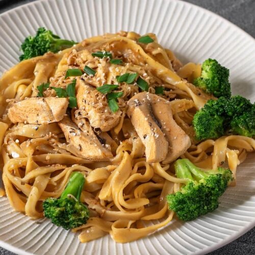 This Peanut Chicken Noodles dish features a rich and flavorful peanut sauce that pairs beautifully with tender chicken and soft noodles. The combination of nutty, spicy, and fresh ingredients creates a satisfying meal that’s both quick and delicious. Perfect for a weeknight dinner!