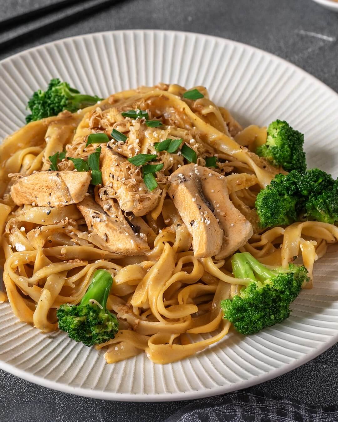 This Peanut Chicken Noodles dish features a rich and flavorful peanut sauce that pairs beautifully with tender chicken and soft noodles. The combination of nutty, spicy, and fresh ingredients creates a satisfying meal that’s both quick and delicious. Perfect for a weeknight dinner!