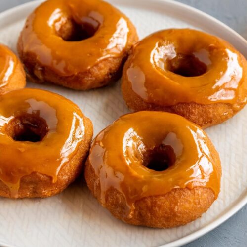 Whether you’re hosting a brunch, preparing a festive dessert, or simply craving a fall-inspired treat, Pumpkin Donuts with Maple Glaze are the perfect choice. The combination of warm spices and sweet glaze makes them a crowd-pleaser that everyone will enjoy.