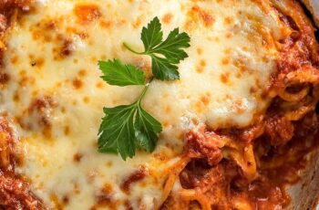 This Skillet Lasagna combines the comforting flavors of a traditional lasagna into a quicker, one-pan meal. With savory sausage, tender pasta, and creamy cheese layers, it’s perfect for when you crave lasagna but want it on the table in less time.