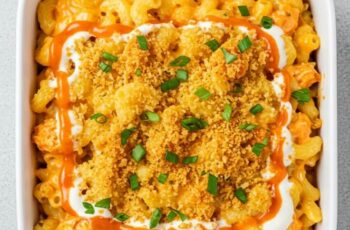 This isn’t your average mac and cheese! It’s spicy, creamy, loaded with tender buffalo chicken, and baked with a golden cheesy crust. The ultimate comfort food with a kick!