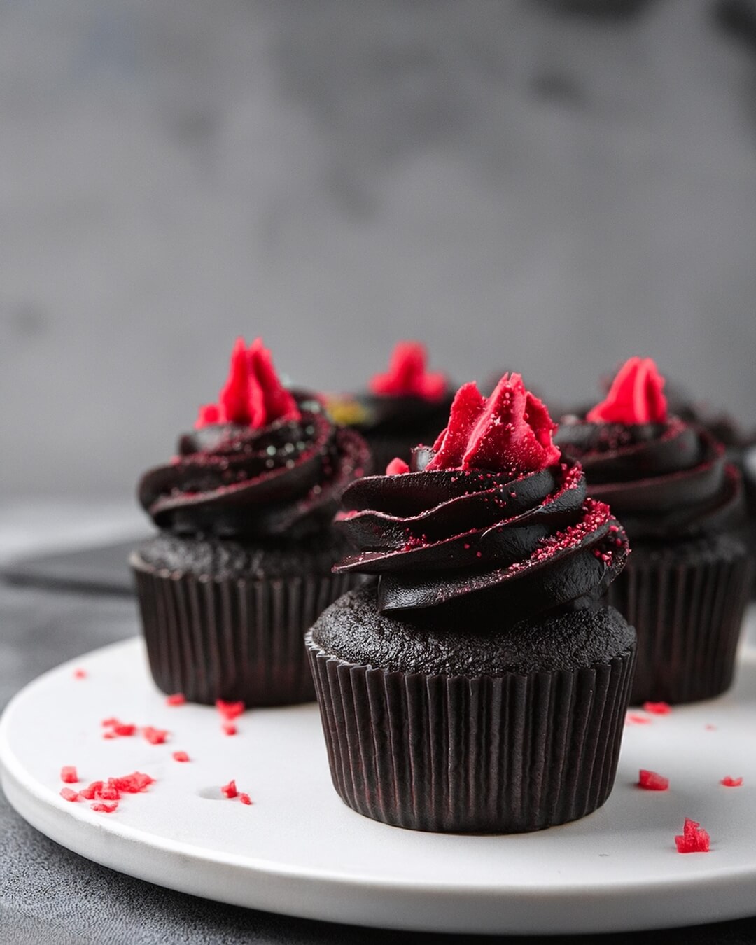 Whether you’re hosting a themed party, celebrating a special event, or simply treating yourself, Black Velvet Cupcakes are the perfect choice. The combination of rich flavor, luxurious frosting, and striking appearance makes them a crowd-pleaser that everyone will enjoy.