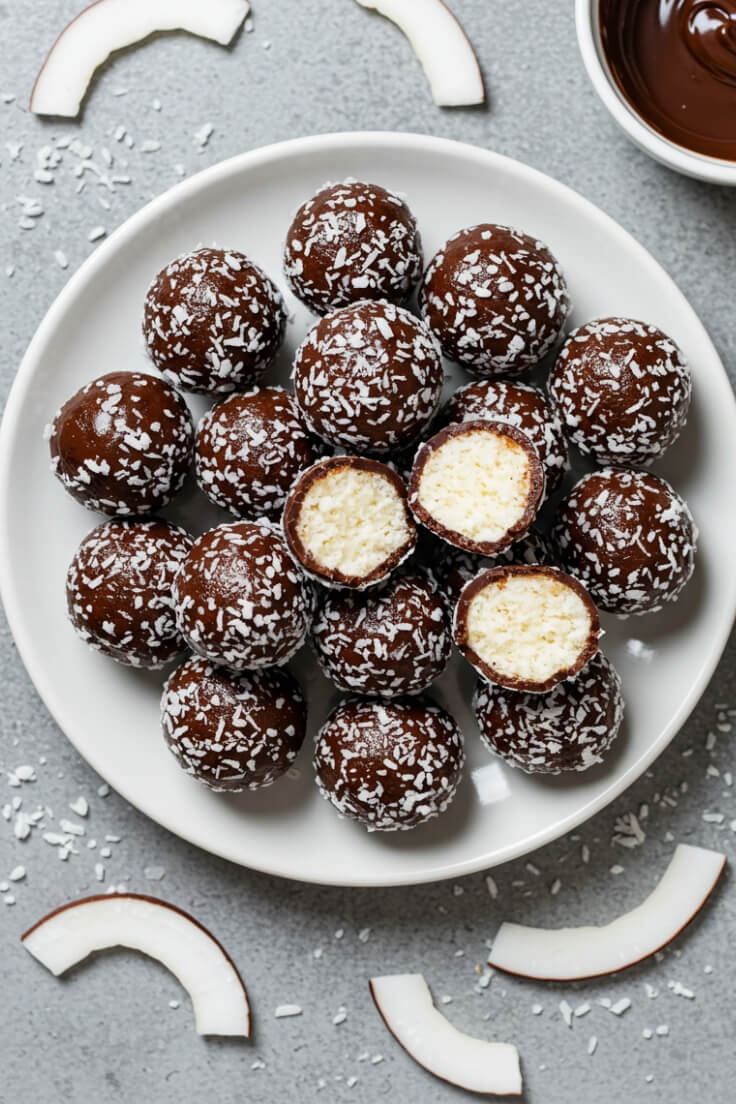Homemade Chocolate Coconut Balls