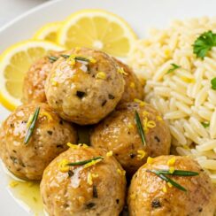 Perfect for a light, protein-packed dinner, these Lemon Rosemary Chicken Meatballs are juicy, herby, and bursting with citrus flavor. Great with pasta, rice, or salad.