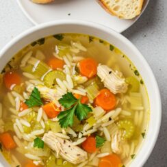 Easy Lemon Chicken Orzo Soup Recipe – Zesty, Cozy & Healthy