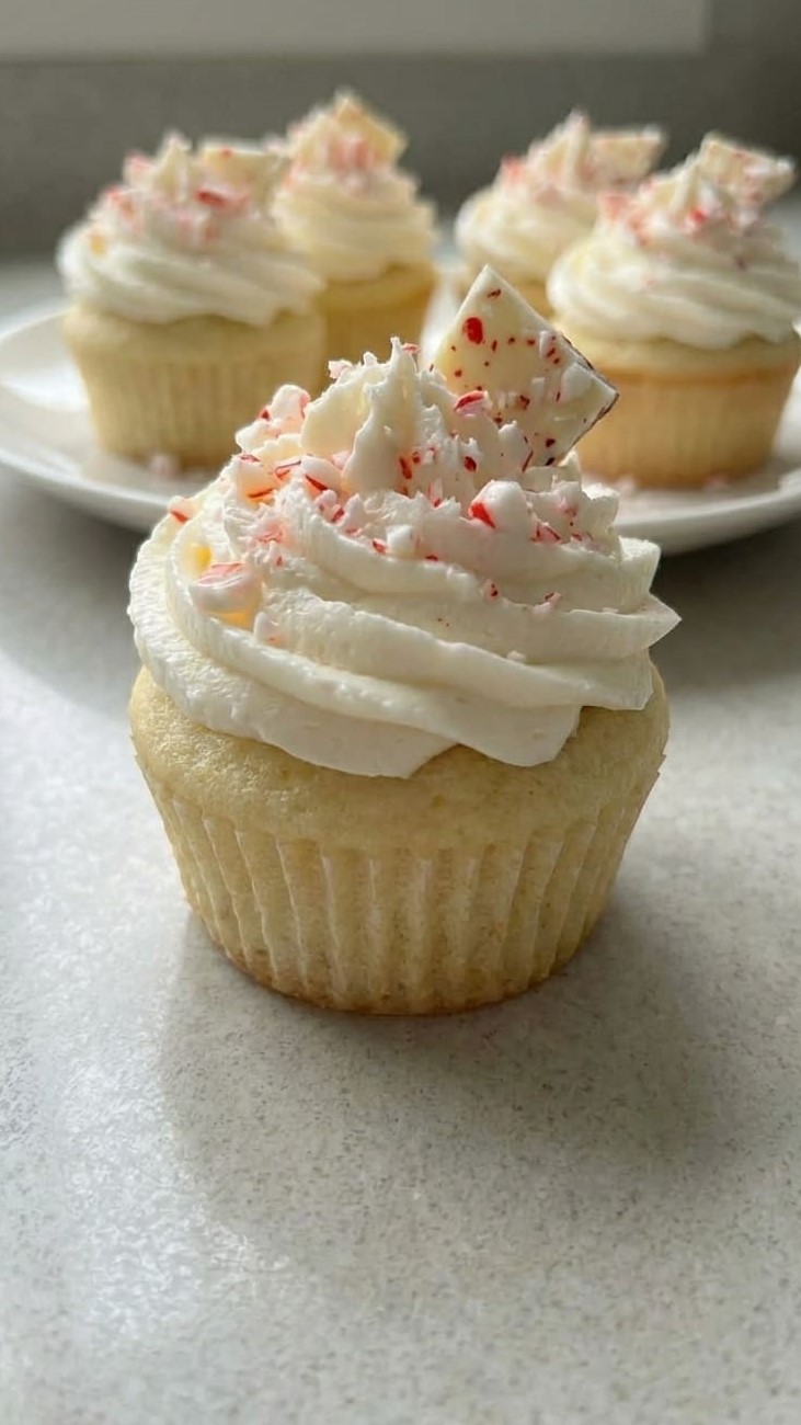 White Chocolate Peppermint Cupcakes – Creamy, Festive & Irresistible