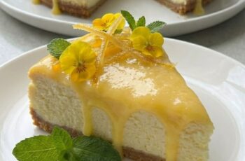 The Only Lemon Cheesecake with Lemon Curd You’ll Ever Need