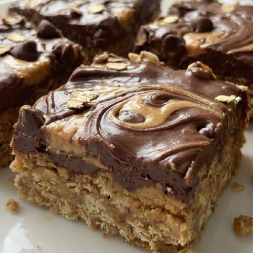 Chocolate Peanut Butter Oatmeal Bars – Easy & Delicious