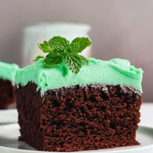 Chocolate Sheet Cake with Mint Frosting is a dreamy dessert that pairs rich, moist chocolate cake with a cool, refreshing layer of minty frosting.