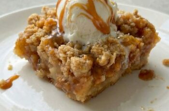 Easy Apple Crumb Bars with Caramel (So Good!)