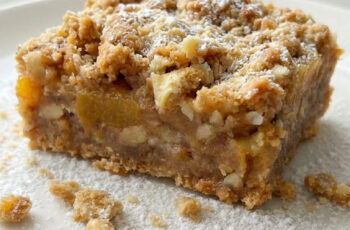 Easy Caramel Apple Bars – Sweet, Gooey & Irresistible