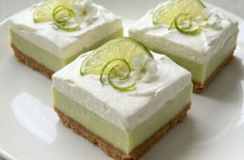 Key Lime Pie Bars Recipe, Creamy and Easy Citrus Dessert