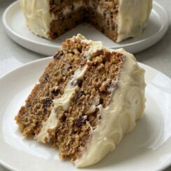 Moist Spice Cake Recipe Perfect for Holidays and Gatherings