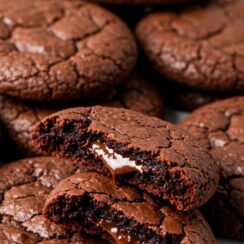 Brownie Cookies are a heavenly combination of rich, fudgy brownies and chewy cookies. Perfect for satisfying any chocolate craving, these cookies are sure to impress.