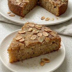 Easy Apple Cake Recipe, Perfect for Breakfast or Dessert