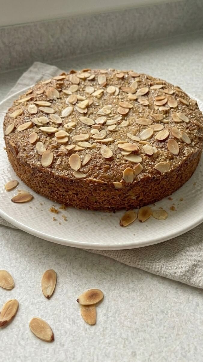 Easy Apple Cake Recipe, Perfect for Breakfast or Dessert