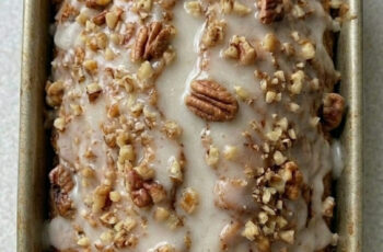 Classic Homemade Banana Bread Everyone Loves