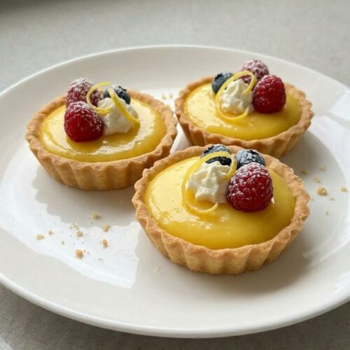 Refreshing Lemon Curd Tarts Perfect for Your Next Gathering