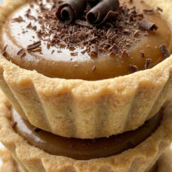 Easy Mini Butterscotch Tarts – Rich, Creamy & Perfectly Bite Sized