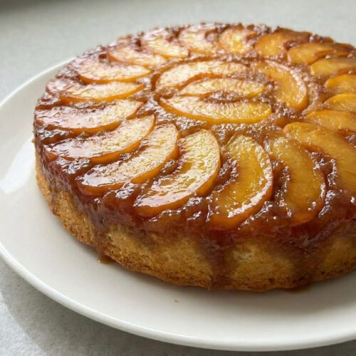 Moist Peach Upside Down Cake Perfect for Summer Gatherings