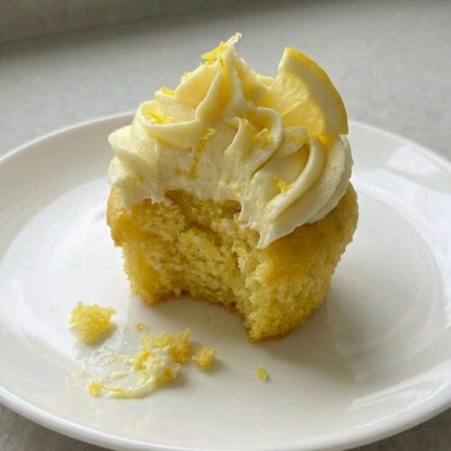 Lemon Cupcakes with Lemon Buttercream Frosting