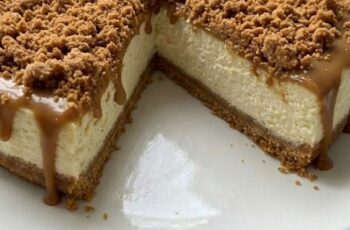 No Bake Biscoff Cheesecake – Creamy, Caramelized & Bakery Style