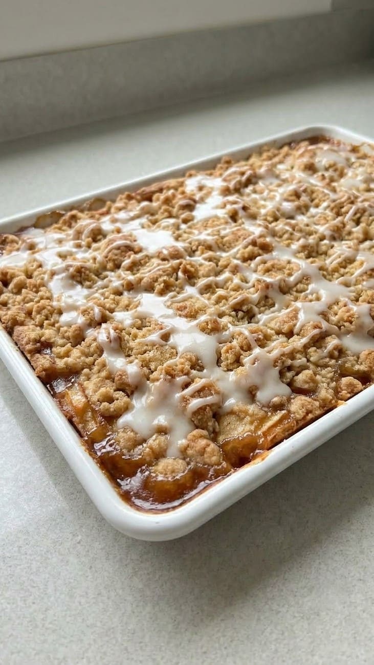 Easy Apple Crumb Pie with Perfect Crunchy Topping