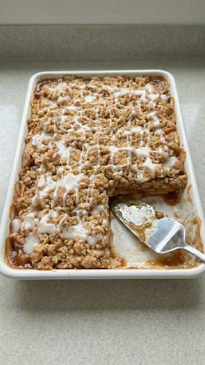 Easy Apple Crumb Pie with Perfect Crunchy Topping