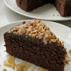 Chocolate Almond Cake That’s Rich, Moist, and Deeply Flavorful