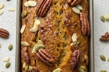Moist Pumpkin Bread with Greek Yogurt, Soft and Flavorful